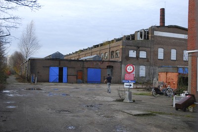 900488 Gezicht op het gebouw van de groothandel in papier en metalen Firma F. Prozee en Zn. (voormalige N.V. ...